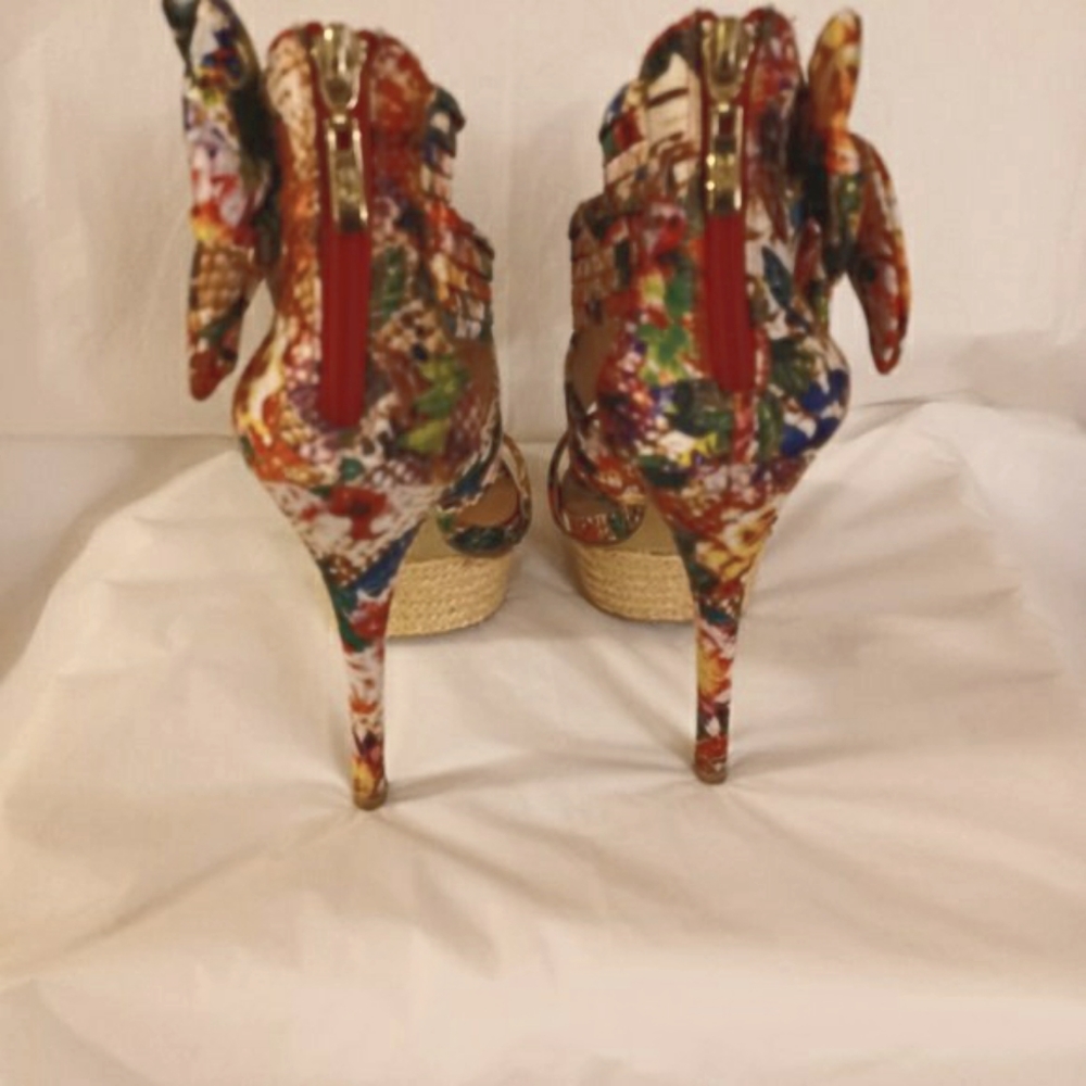 ZIGI SOHO KHLOE FLORAL PRINT SANDALS SIZE 7 - Picture 3 of 6